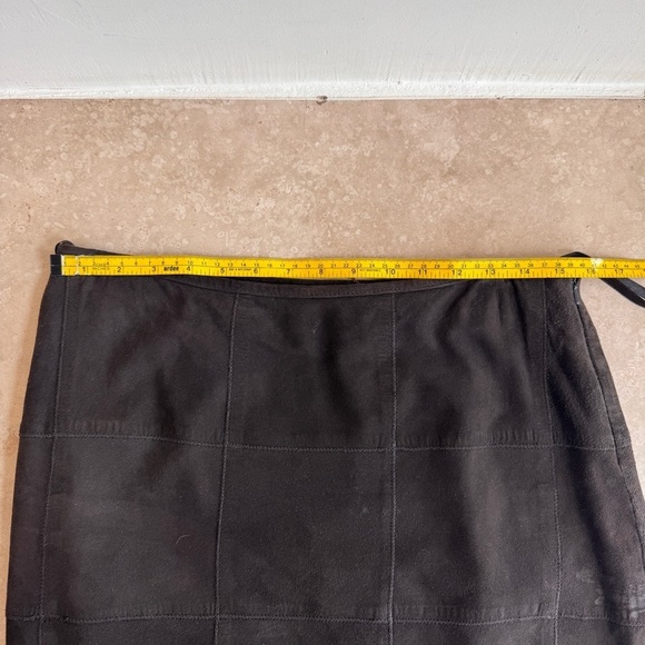 Armani Exchange Brown Square Solid Patchwork Suede A Line Womens Size 8 Skirt - Picture 8 of 13